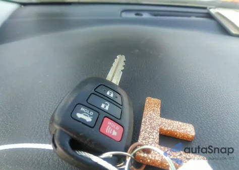 2016 Toyota Corolla L/Le/Le Plus/Le Premium/S/S Plus/S Premium/S W/Special Edition Pkg z USA, uszkodzony, nr VIN 2T1BURHE0GT690902